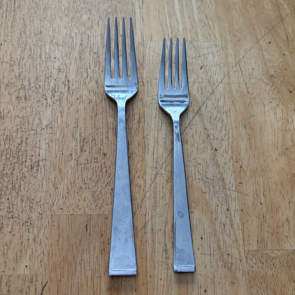 Wallace Silver GEORGETOWN Glossy 18/8 Stainless Dinner‎ Fork Salad Fork